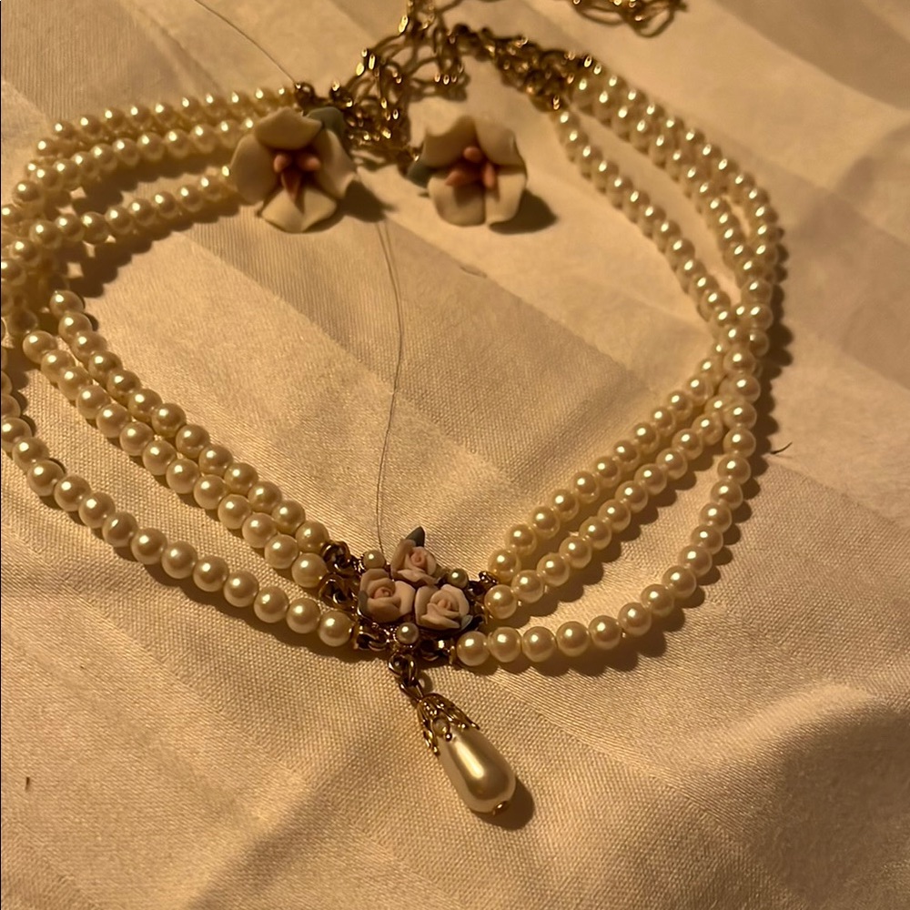 Vintage 1928 necklace and earrings